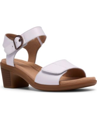 Women's Emily2 Amanda Round Toe Sandals