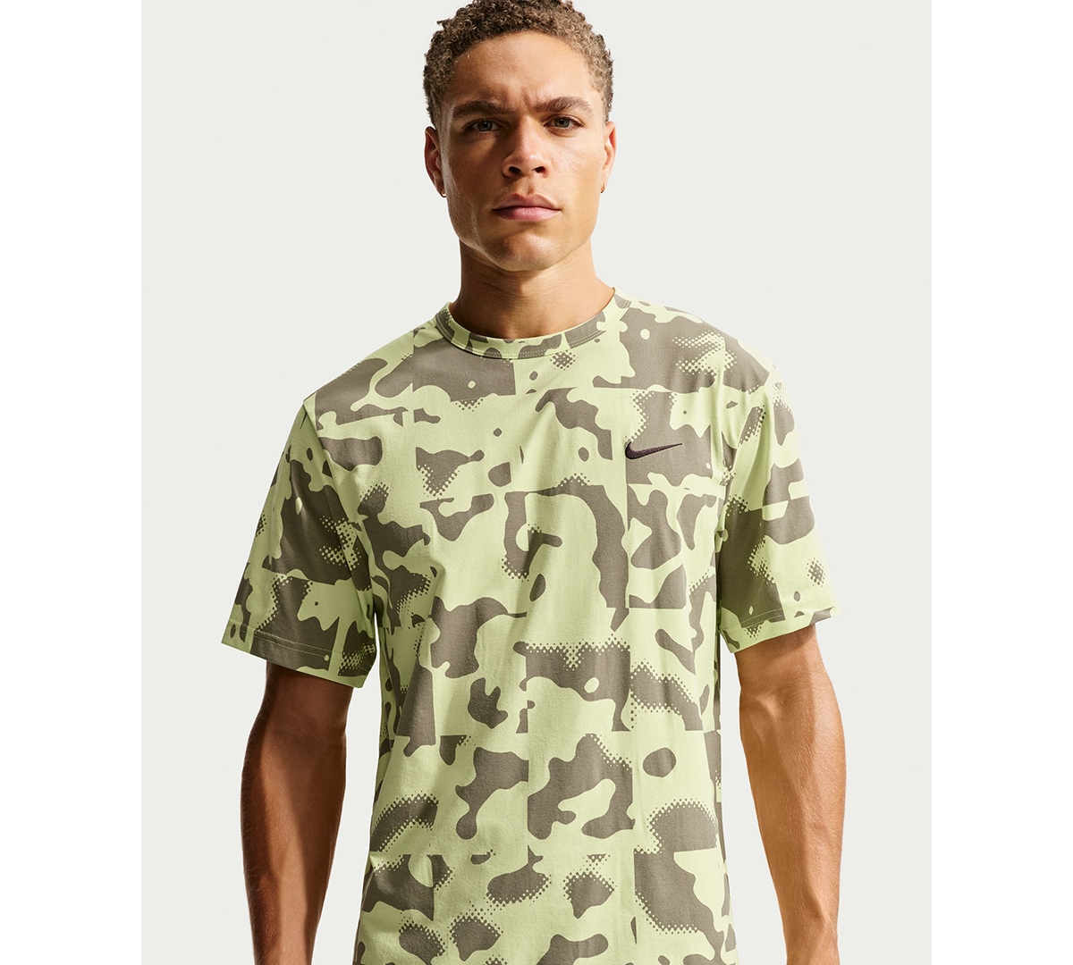 Nike Men's Hyverse Dri-fit Uv Short-Sleeve Training Crewneck T-Shirt