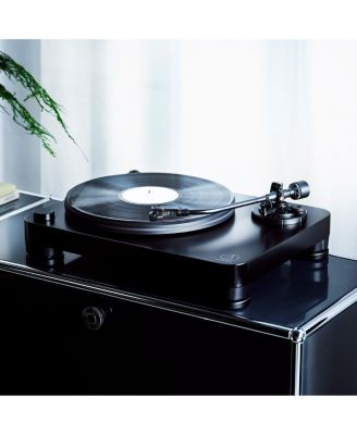 AT-LP7X Manual Belt Drive Turntable with AT-VM95E MM Cartridge
