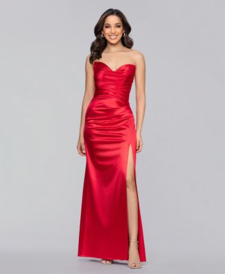 Juniors' Long Strapless Glam Satin Slim Gown