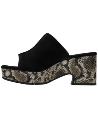 Women's Nerisa Vine Round Toe Wedge Sandals