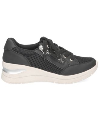 Women's Barrie Round Toe Sneakers