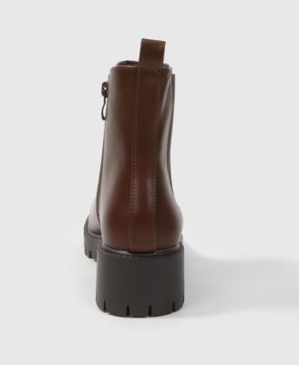 Women's Kaya Lug Sole Chelsea Booties