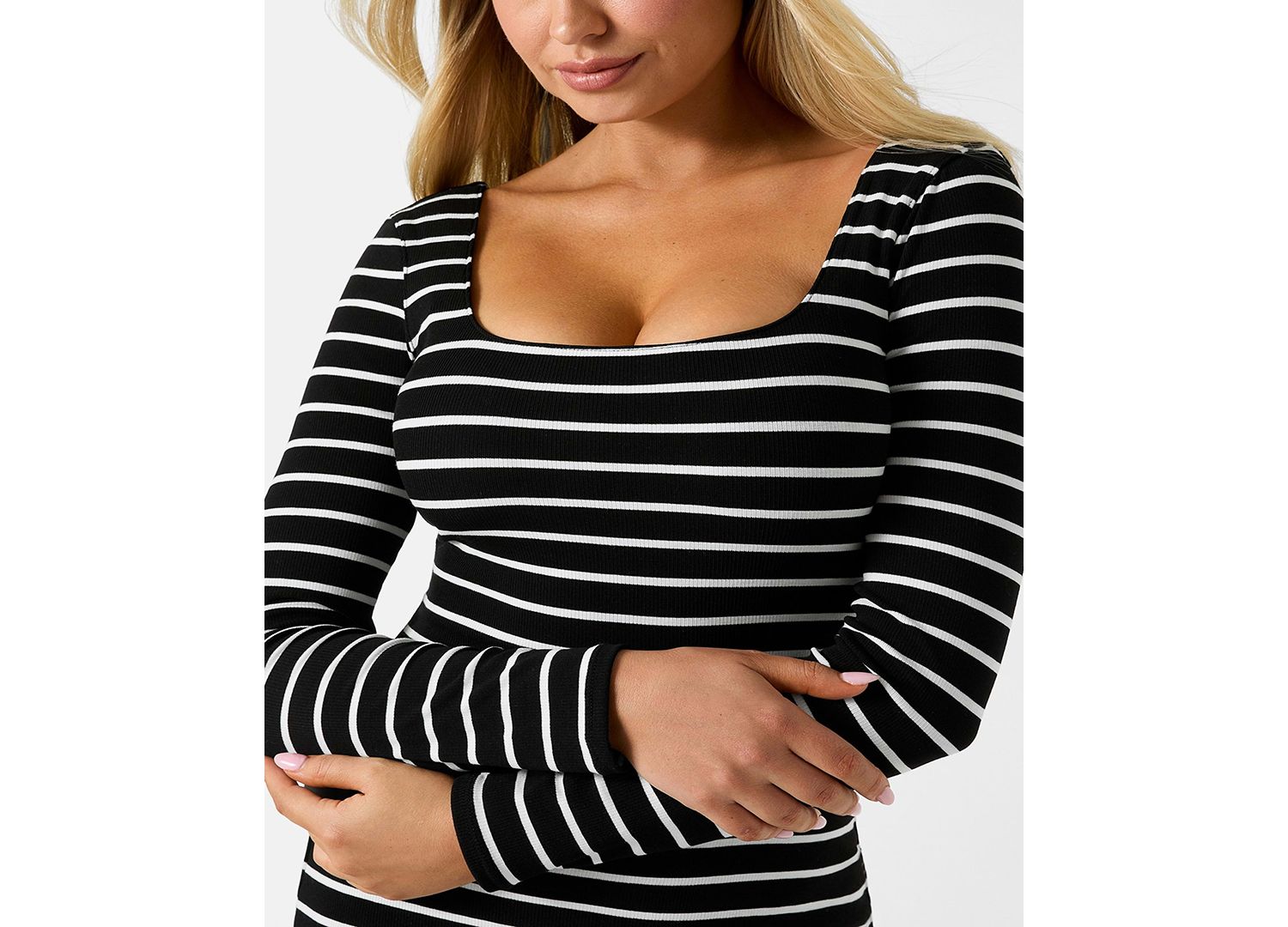Women's Long-Sleeve Chrystle Square Neck Bodycon Short Dress