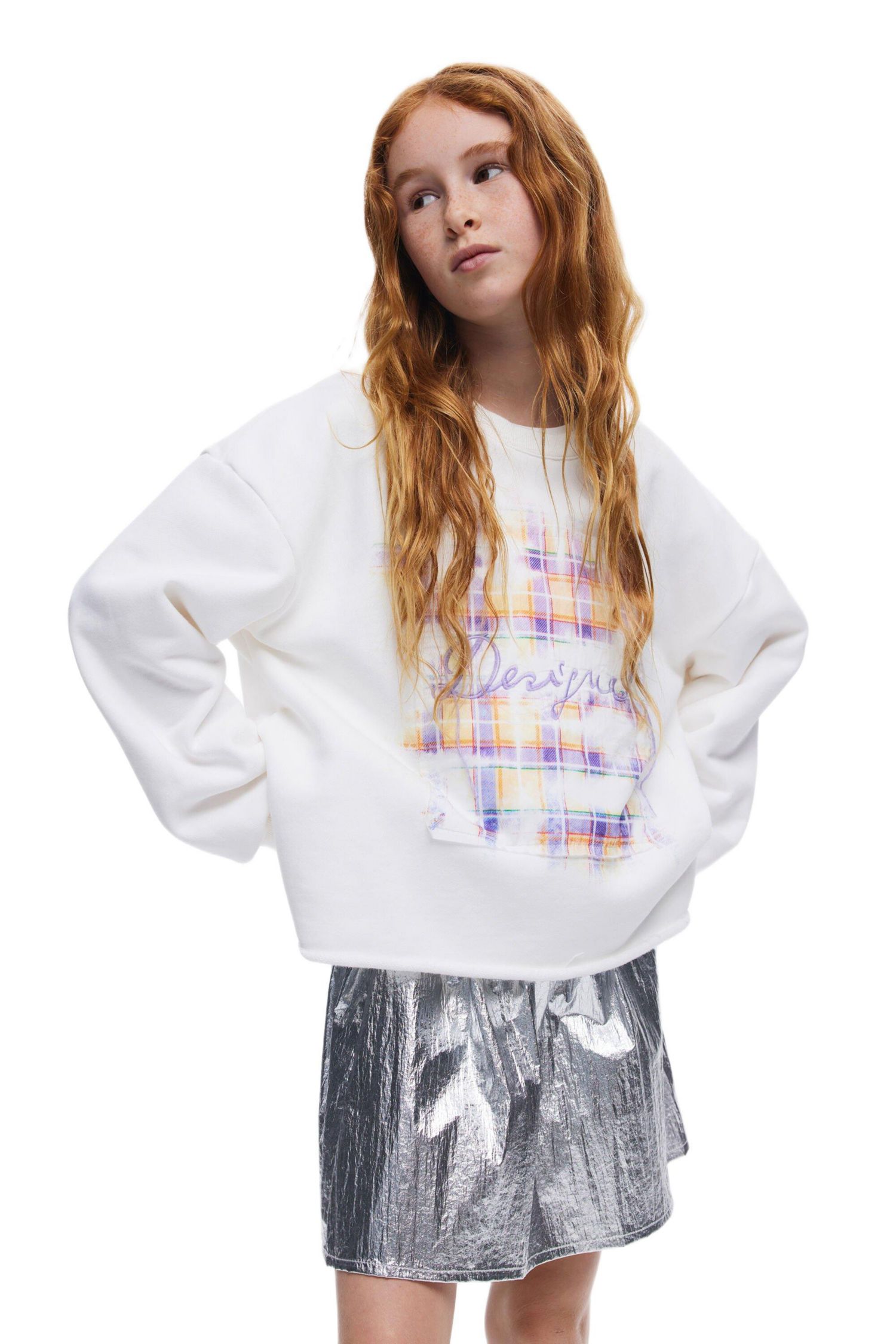 Girls's Sweatshirt embroidery