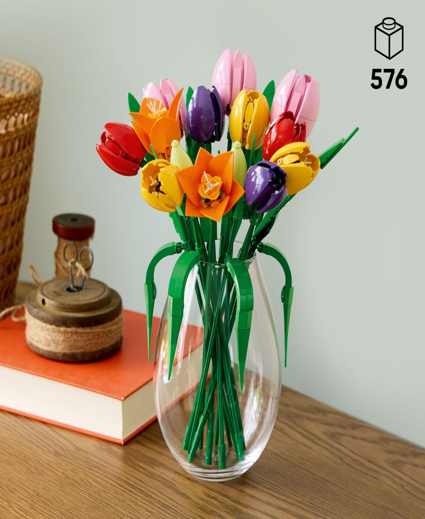Детский конструктор LEGO® Botanicals Tulip Bouquet Flower Décor Building Kit 11501, 576 Pieces — фото 2