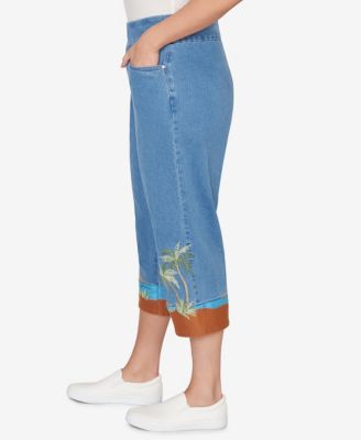 Plus Size Beachcomber Beach Embroidered Cuff Super Stretch Denim Capri Pants