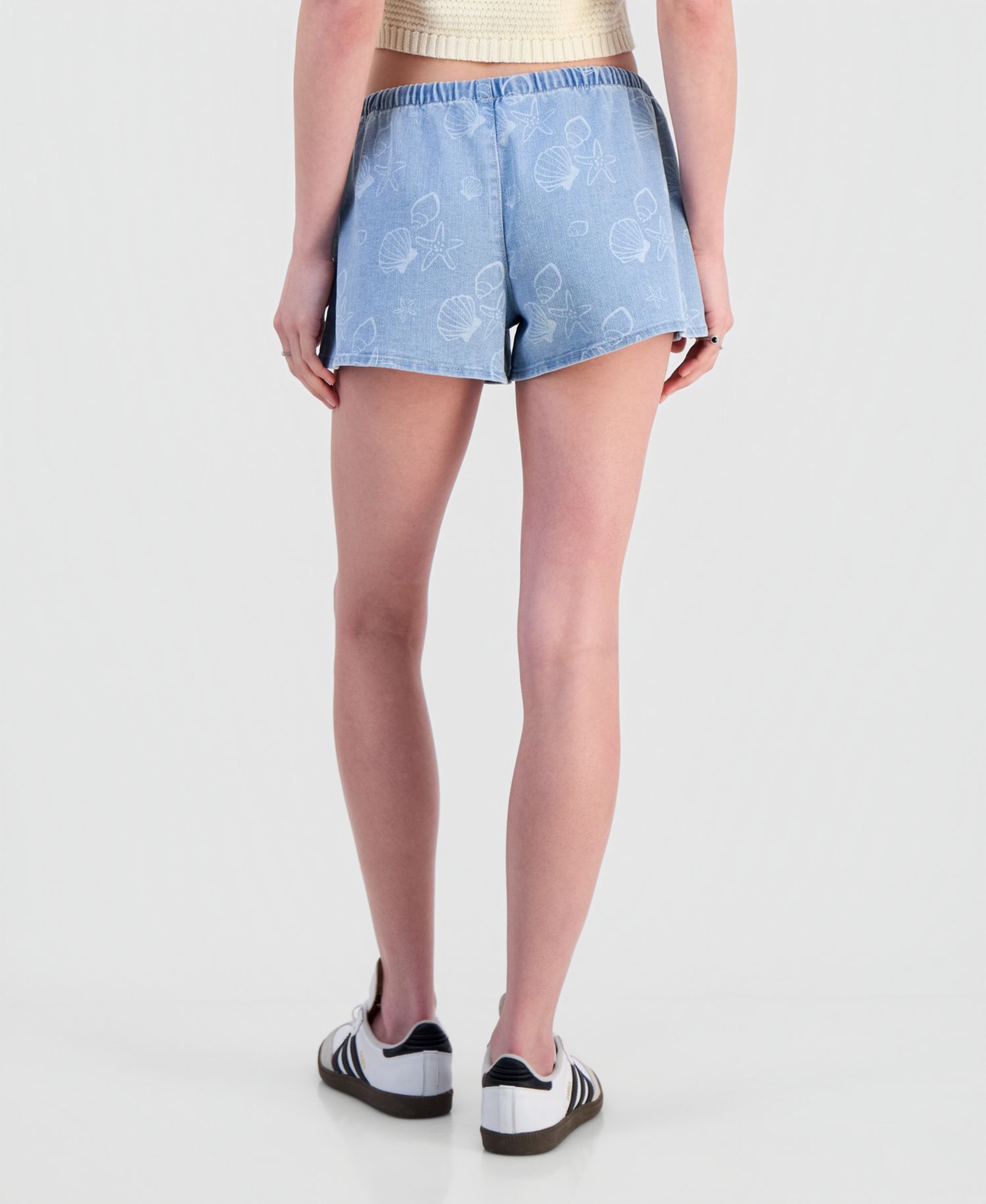 Juniors' Seashell-Print Drawstring Shorts