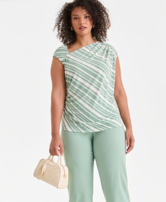 Plus Size Printed Drape Sleeveless Top