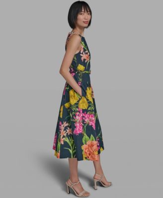 Women's Boat-Neck Belted Sleeveless Dress