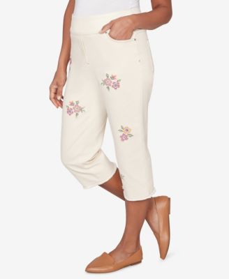 Petite Beachcomber Floral Cross Stitch Super Stretch Denim Capri