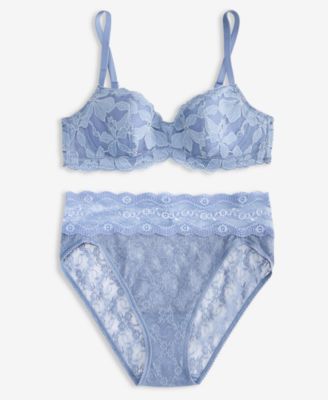 by Wacoal Women's Feeling Famous Balconette Contour Bra & Lace Kiss High-Leg Brief Underwear 