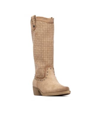 Refresh Collection Women's Block Heel Suede Boots