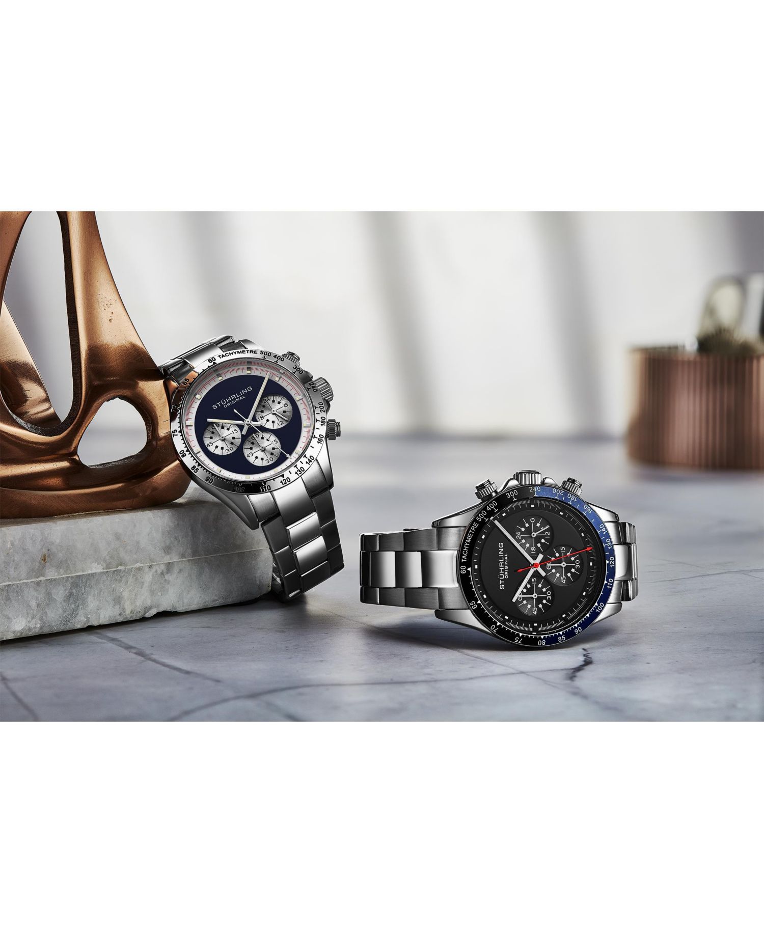 Chronomark 4066 Men’s Quartz Chronograph Watch with Screw-Down Crown, Textured Dial & Stainless Steel Bracelet
