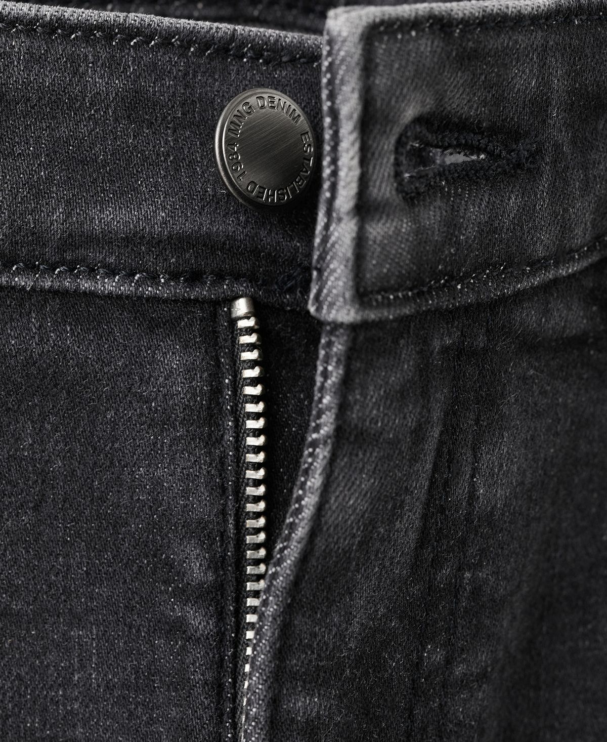 Mango Women's Mid-Rise Skinny Jeans view 3 — MAYCSS fashion products