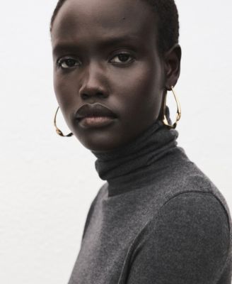 Women's Brooch Turtleneck Sweater