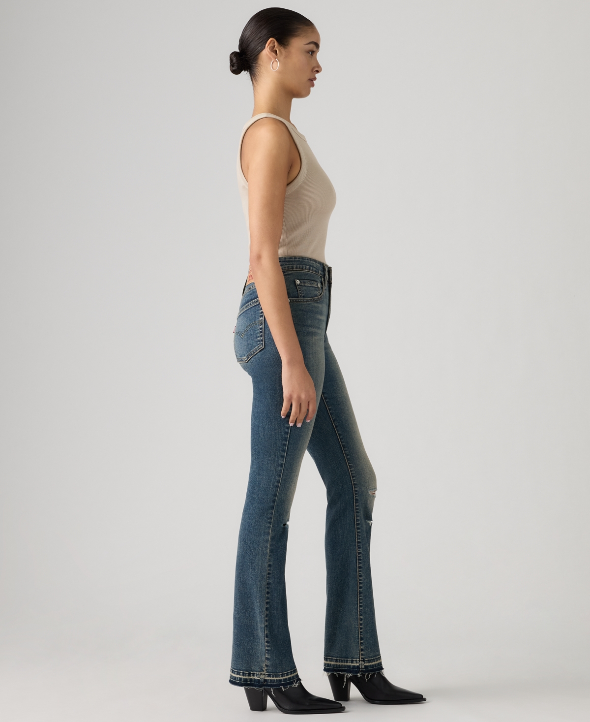 Levi's Women's 725 High-Rise Kick Boot Jeans