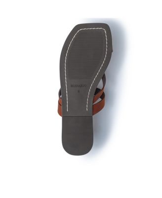 Bernardo Women's Footwear Ocana Toe Ring Sandal