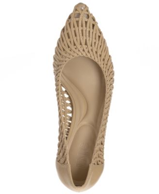 Zitah Pointed Toe Pumps