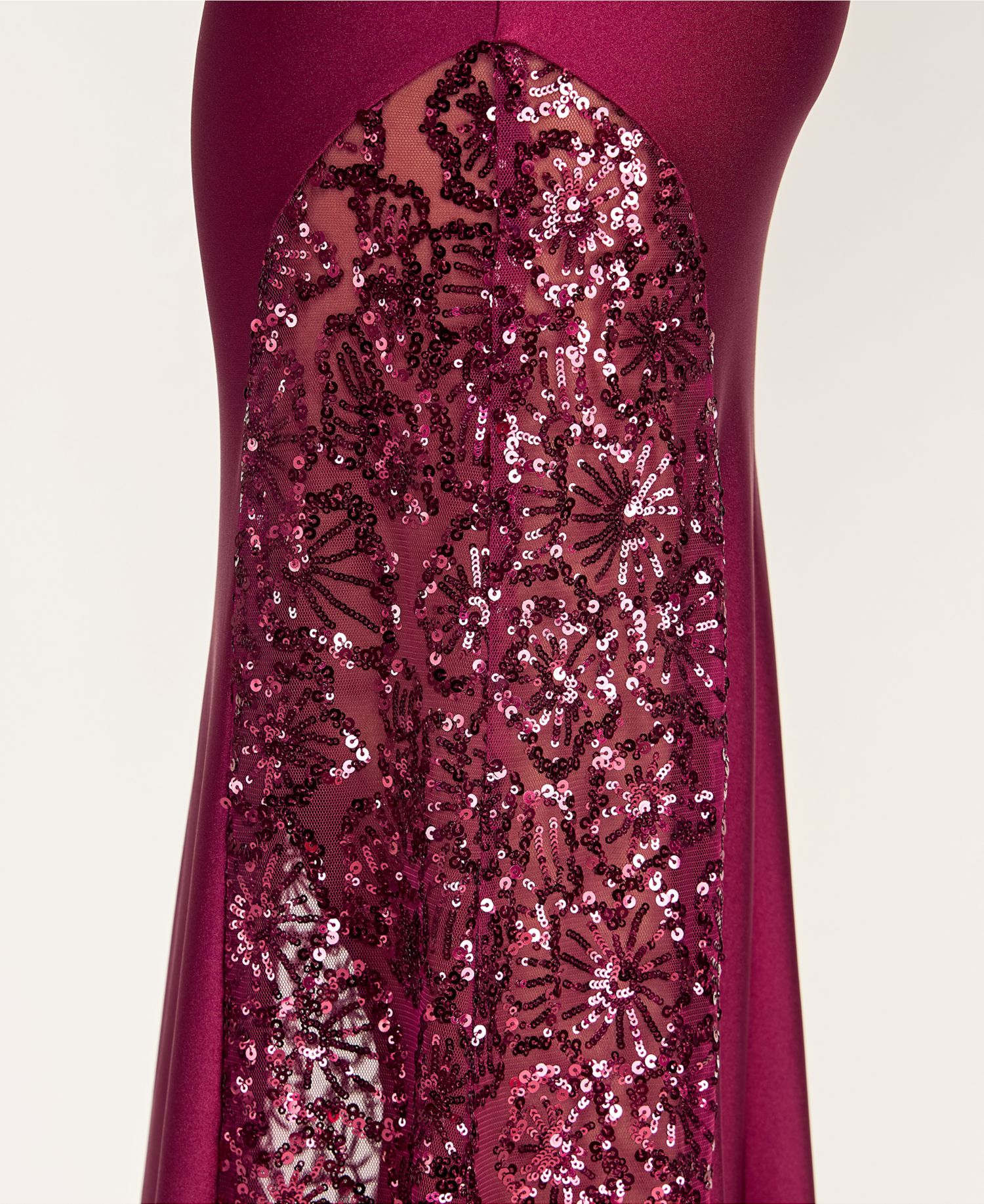 Juniors' Cowl Neck Gown