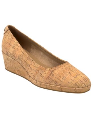 Women's Roma Slip-On Wedge Pumps