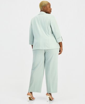 NOTCH COLLAR KISSING FRO and PULL-ON HIGH RISE FAUX F