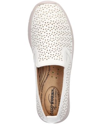 Easy Street Women's Nottingham Slip-On Sneakers