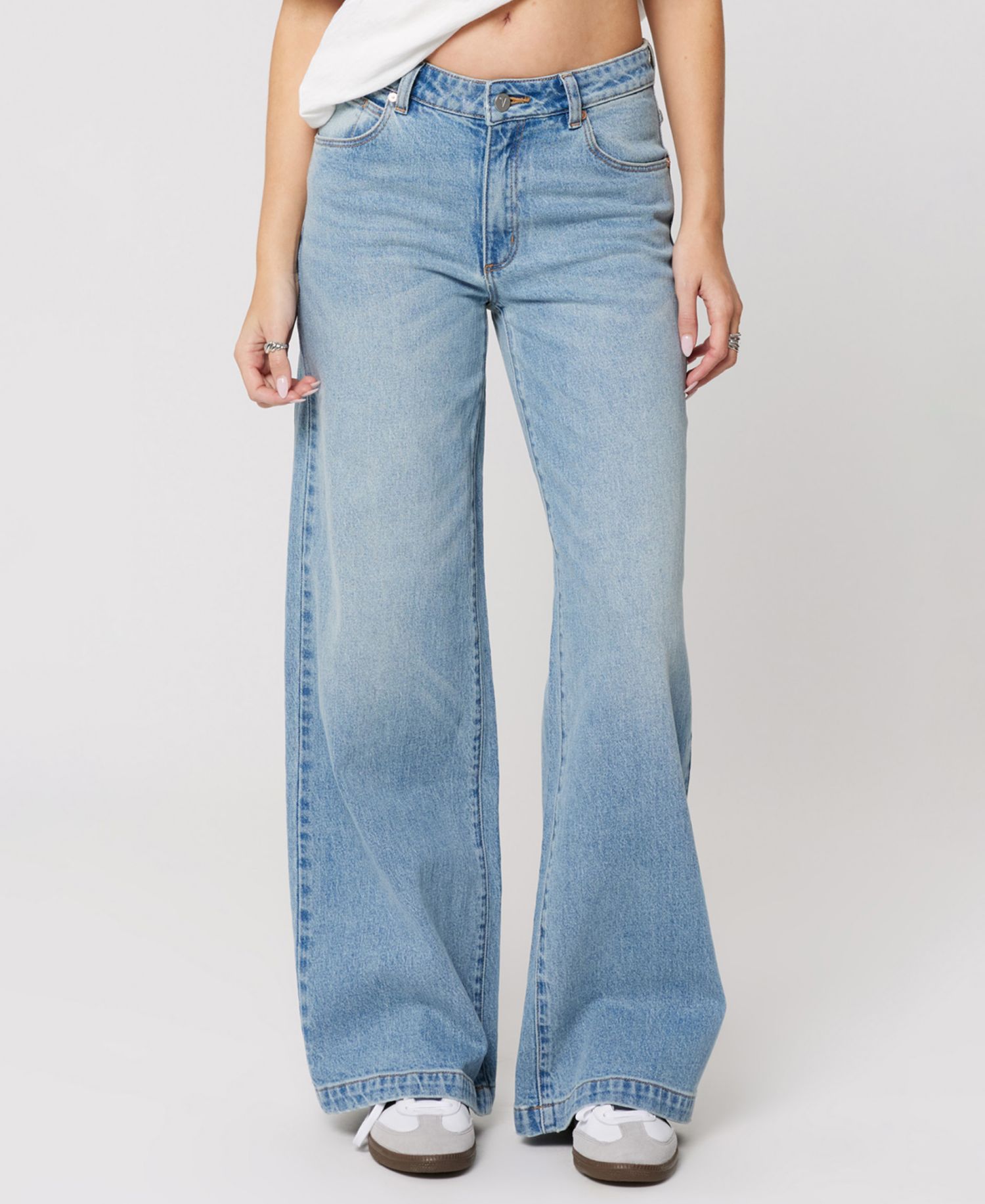 Women's Stevie Mid-Rise Wide-Leg Jeans