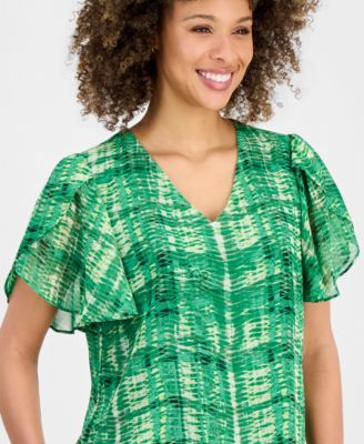 Petite Tulip-Sleeve V-Neck Top