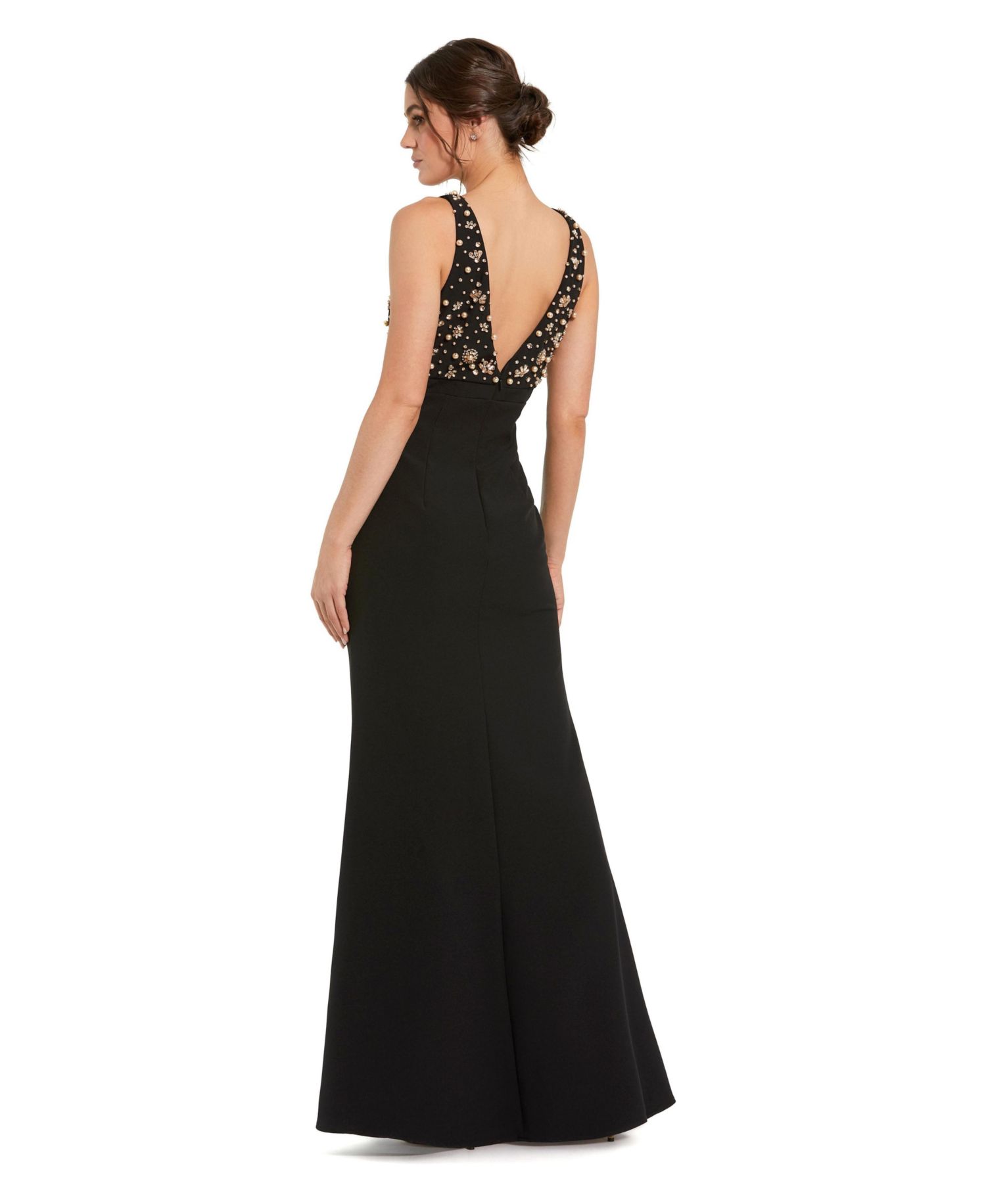 Petite Crepe Sleeveless Beaded V Neck Gown With Bow