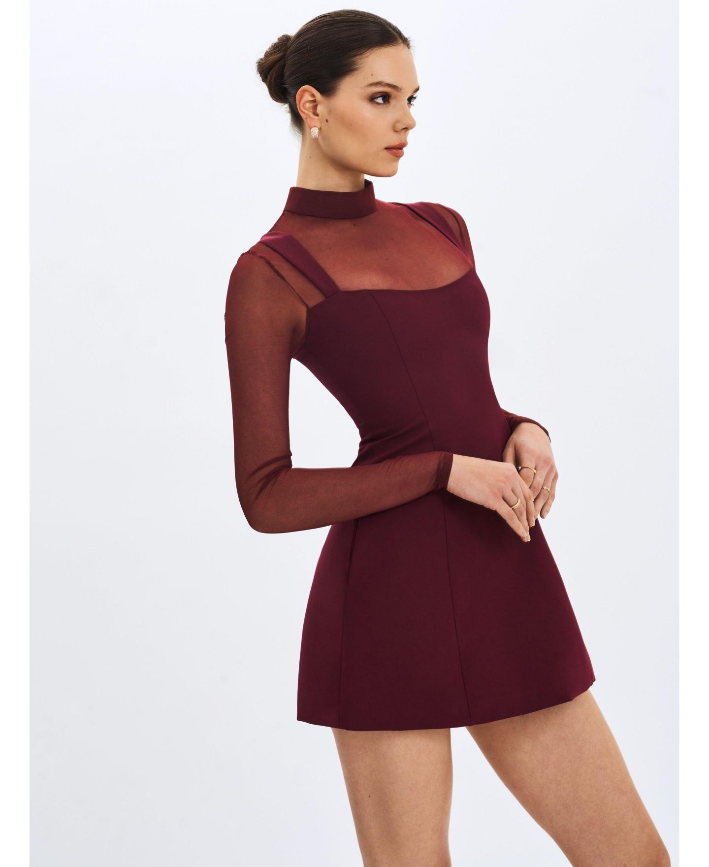 Женское платье Miss Circle Natasha Burgundy Faux Two-Piece Turtleneck Mini, цвет: Бордовый — фото 7