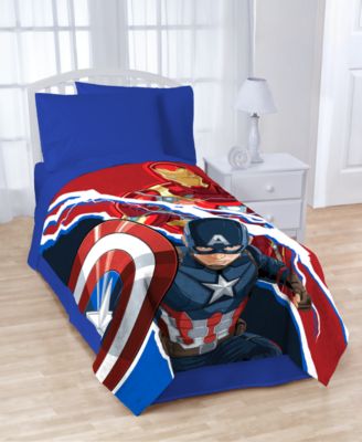 Disney - Marvel's Captain America Civil War Throw Blanket
