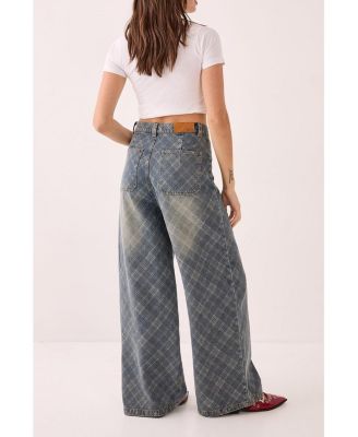 Women's Denim Distressed Straight Leg Jeans