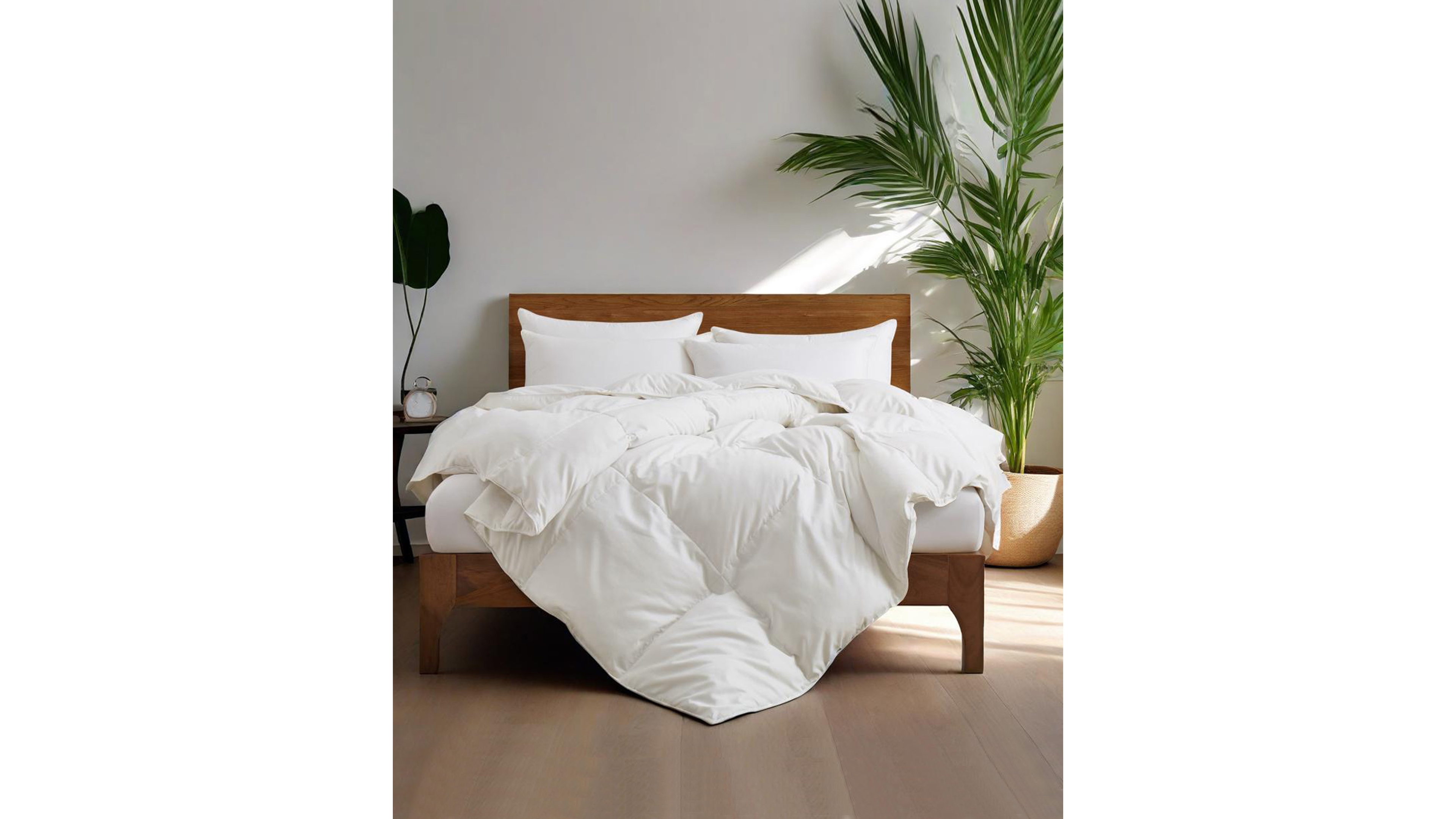 Unikome Ultra Lightweight Goose Down Feather Comforter, King