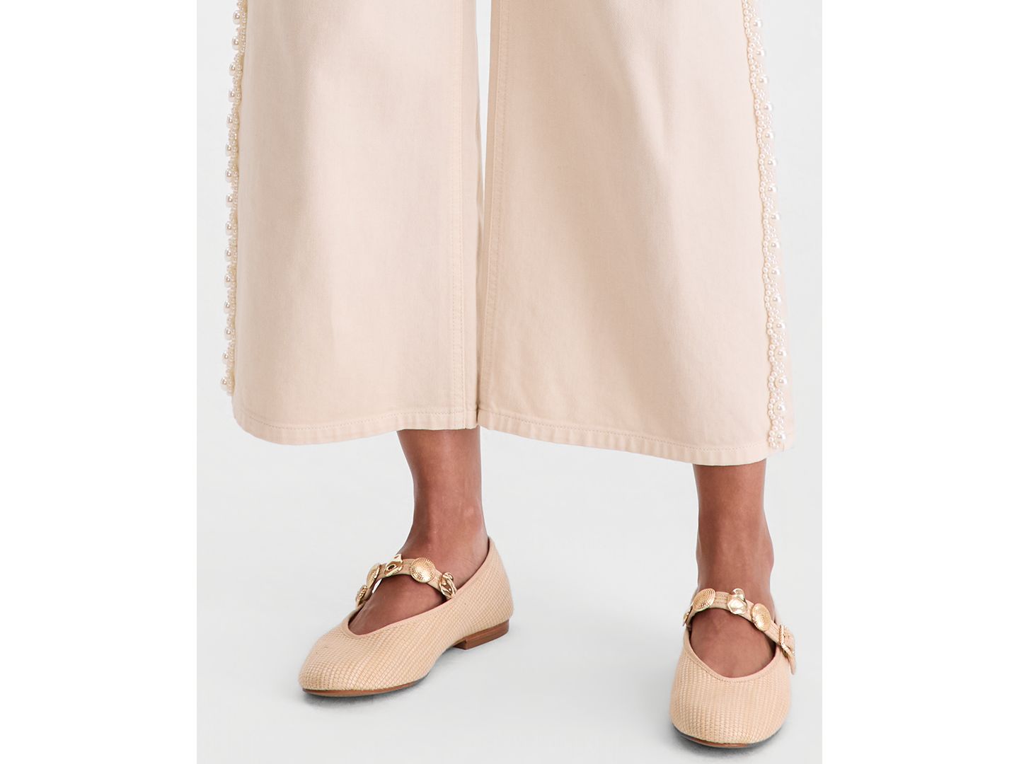 Женские джинсы On 34th High-Rise Cropped Faux-Pearl-Trim, цвет: Экрю варёный — фото 6