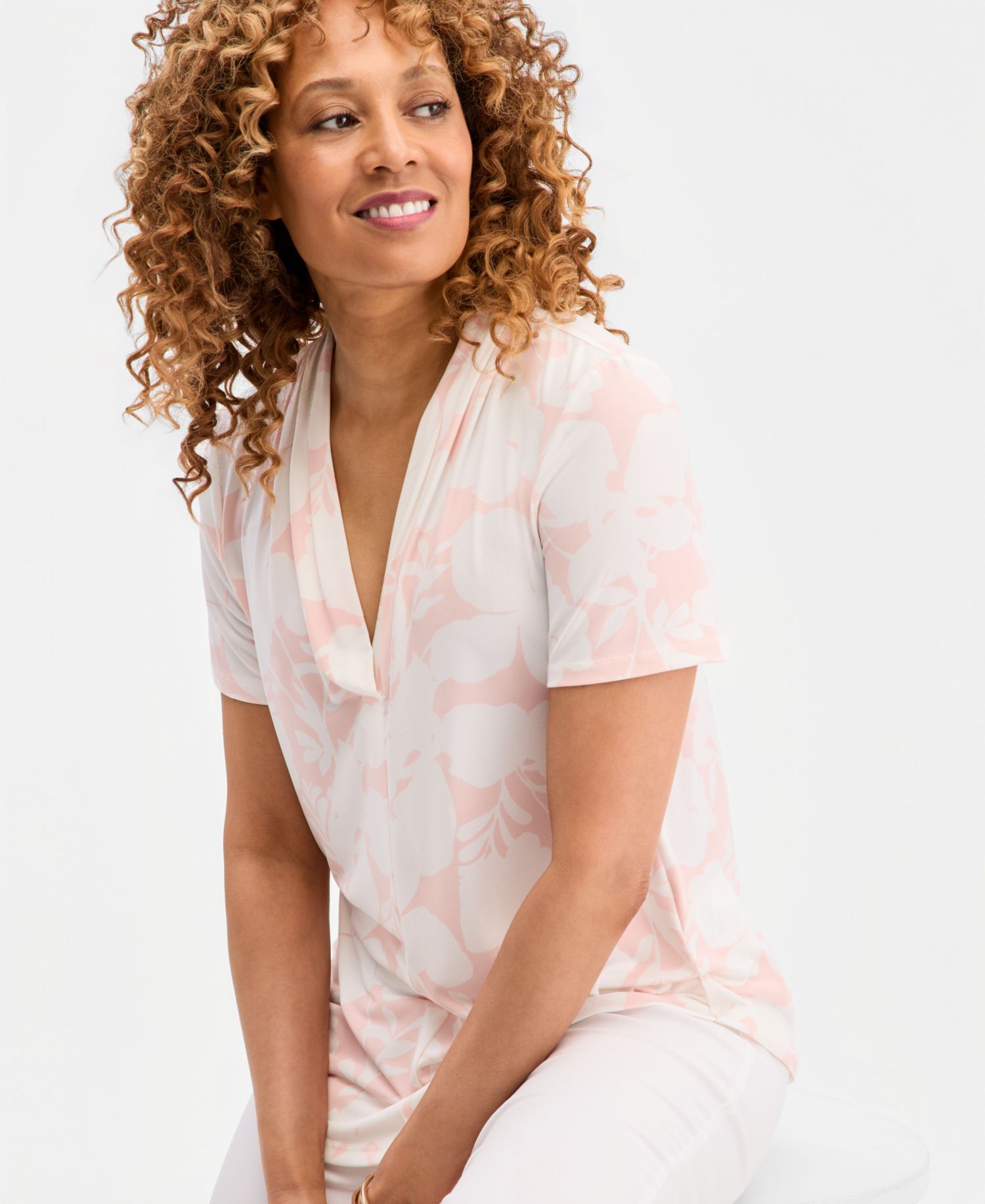 Petite Regal Wallpaper V-Neck Top
