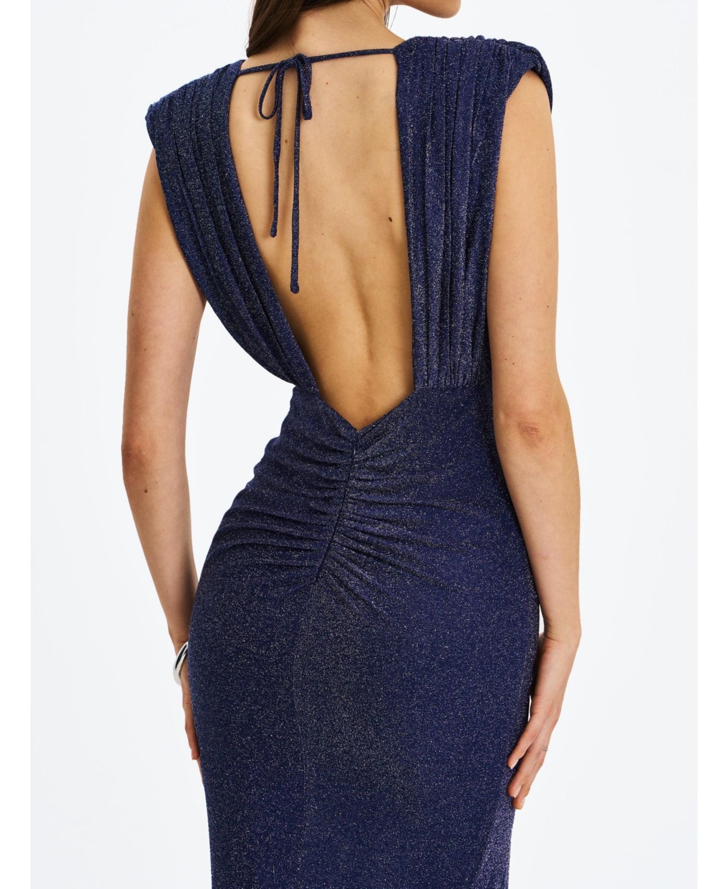 Женское платье Miss Circle Terri Navy Sparkle Plunging Backless Maxi, цвет: Тёмно-синий — фото 9