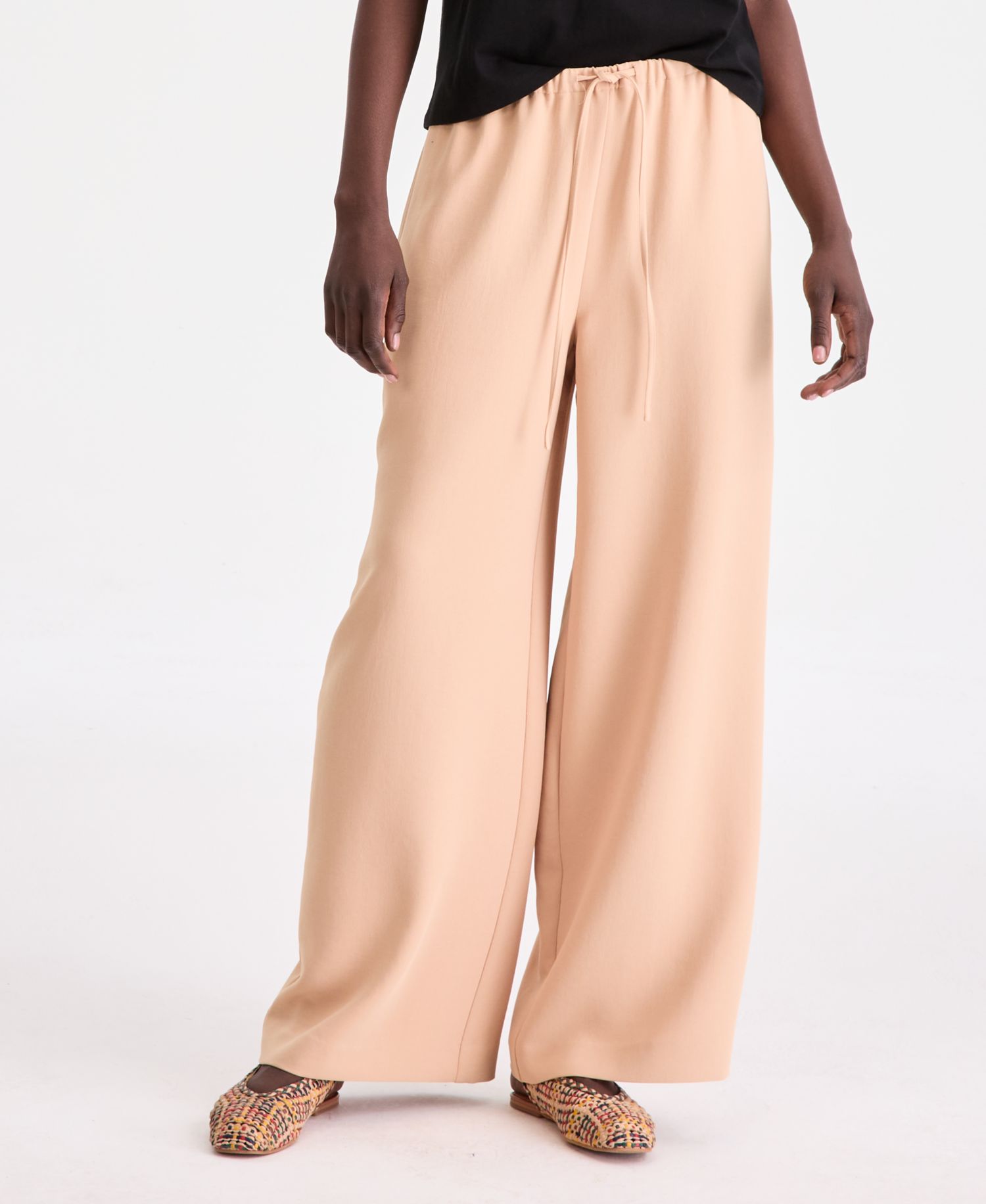 Women's High-Rise Pull On Crepe Wide-Leg Pants