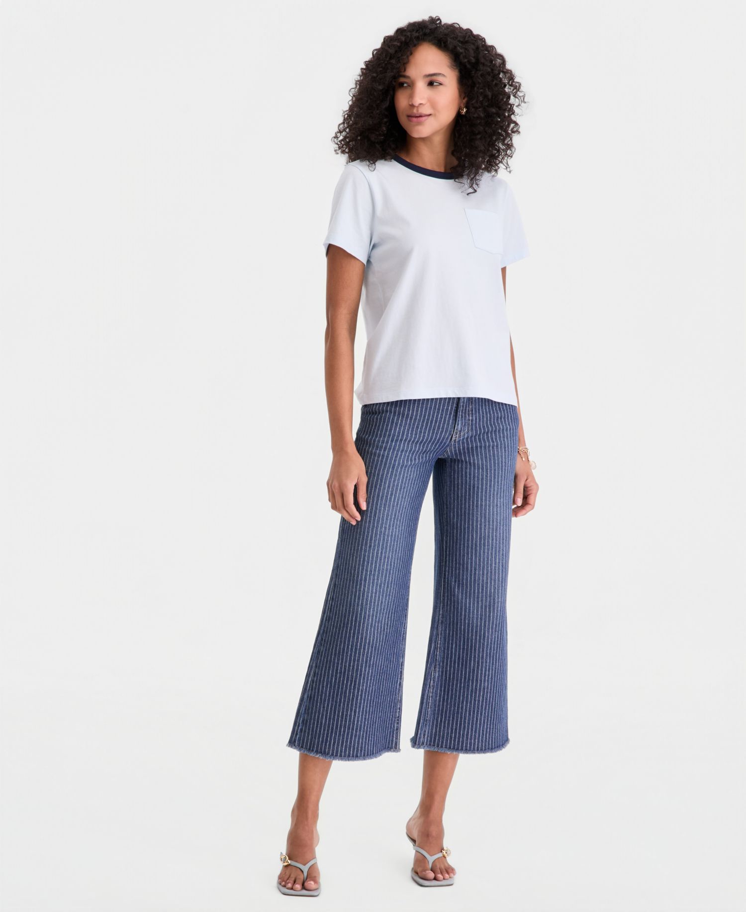 Trendy Plus Size Everyday Pocket T-Shirt