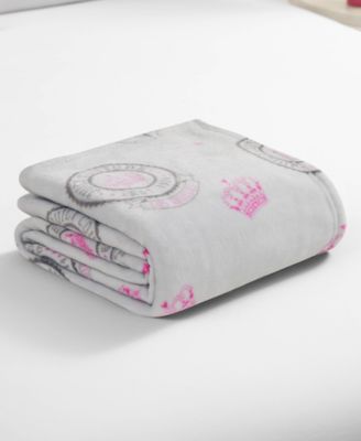 Plush Throw, 50" x 70"