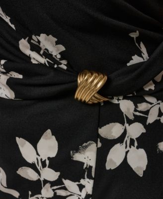 Plus Size Sleeveless Side Ring Sheath Dress