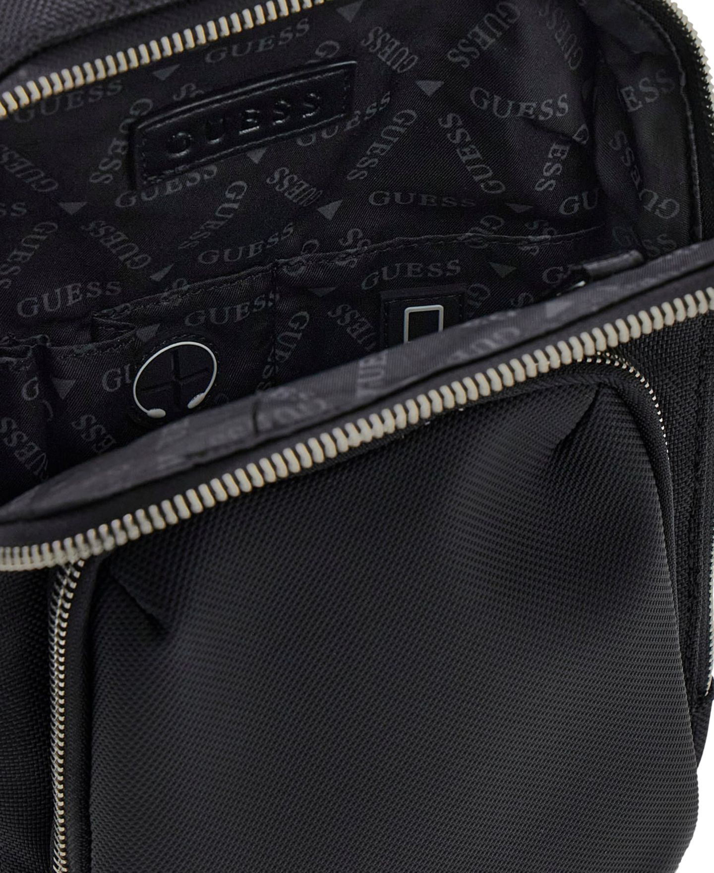 Мужская сумка GUESS Berna Logo Detail Crossover, цвет: Чёрный — фото 3
