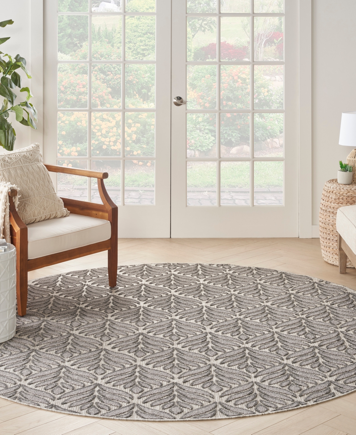 Nourison Home Aloha ALH35 7'10"x7'10" Round Area Rug