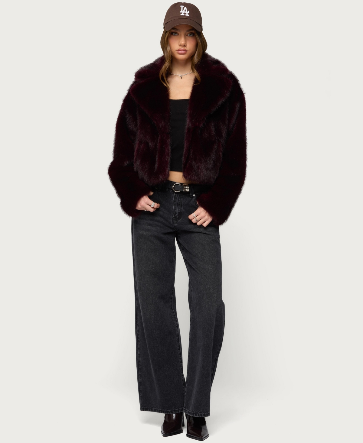 Edikted Womens Kamilah Oversized Faux Fur Coat