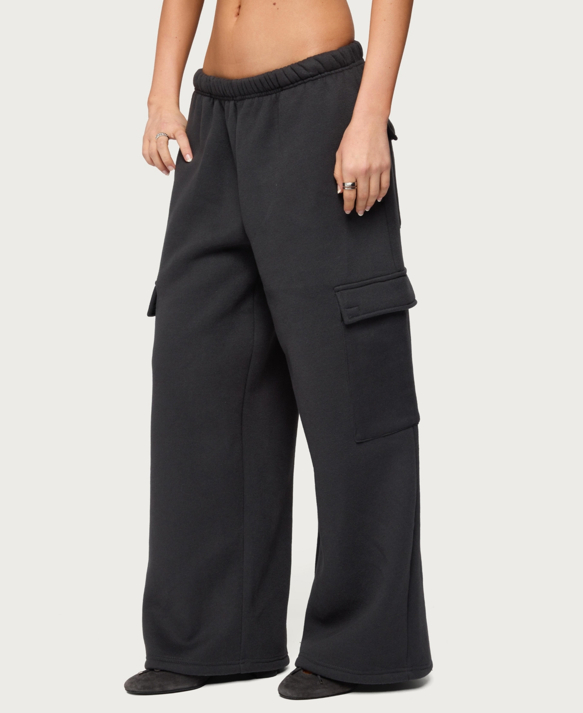Edikted Women's Wide leg cargo sweatpants