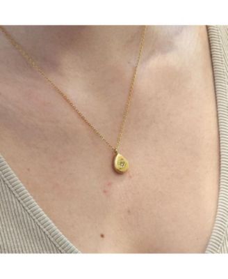 Gold Teardrop Pendant Necklace