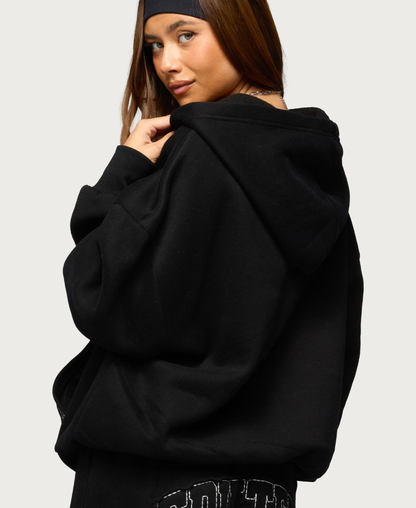 Женское худи Edikted Oversized Sweatshirt, цвет: Чёрный — фото 2