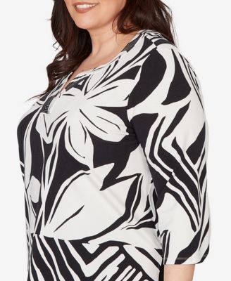 Plus Size Crowd Pleaser Dramatic Abstract Floral Split Neck Top