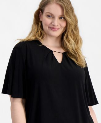 Plus Size Keyhole-Neck Short-Sleeve Top