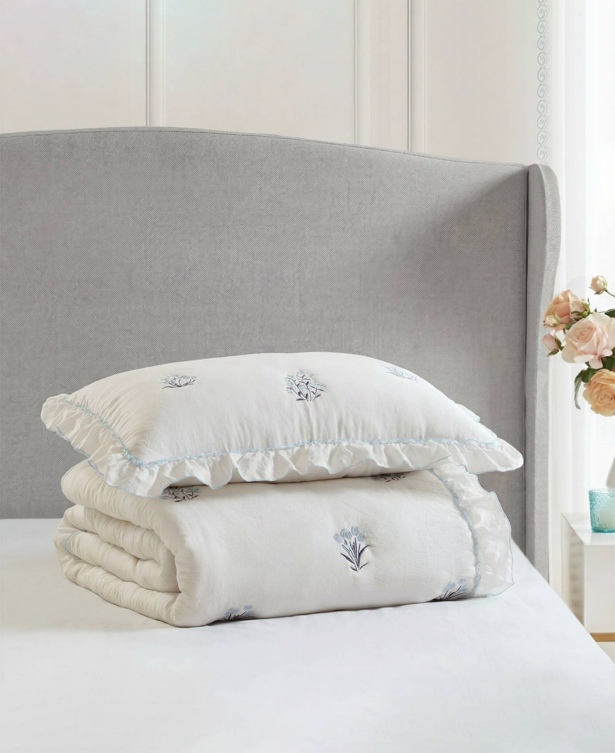 Intelligent Design Aglaia Floral Down Alternative 2-Pc. Quilt Set, Twin/Twin Xl